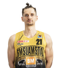 Maciej Kucharek