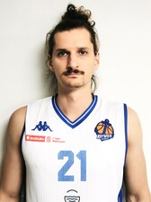 Maciej Kucharek