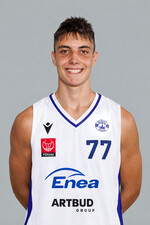 Jakub Piechowiak