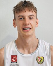 Adam Wilczek